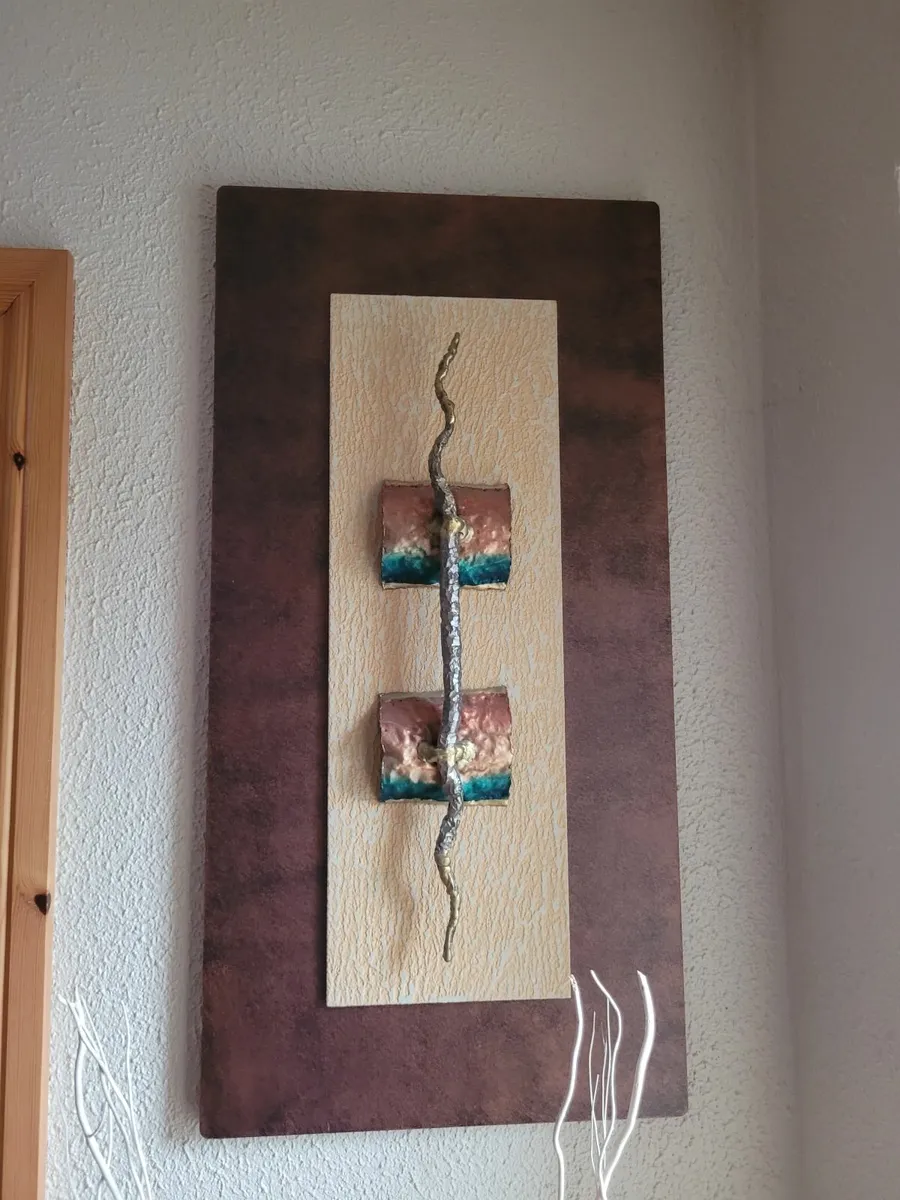 Mirror and Wall Art. - Image 1