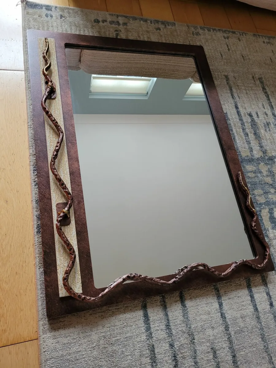 Mirror and Wall Art. - Image 2