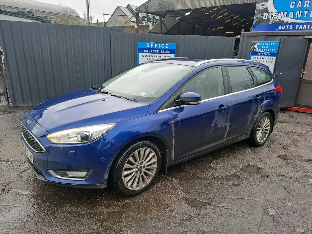 141 Ford Focus breaking for parts - Image 2