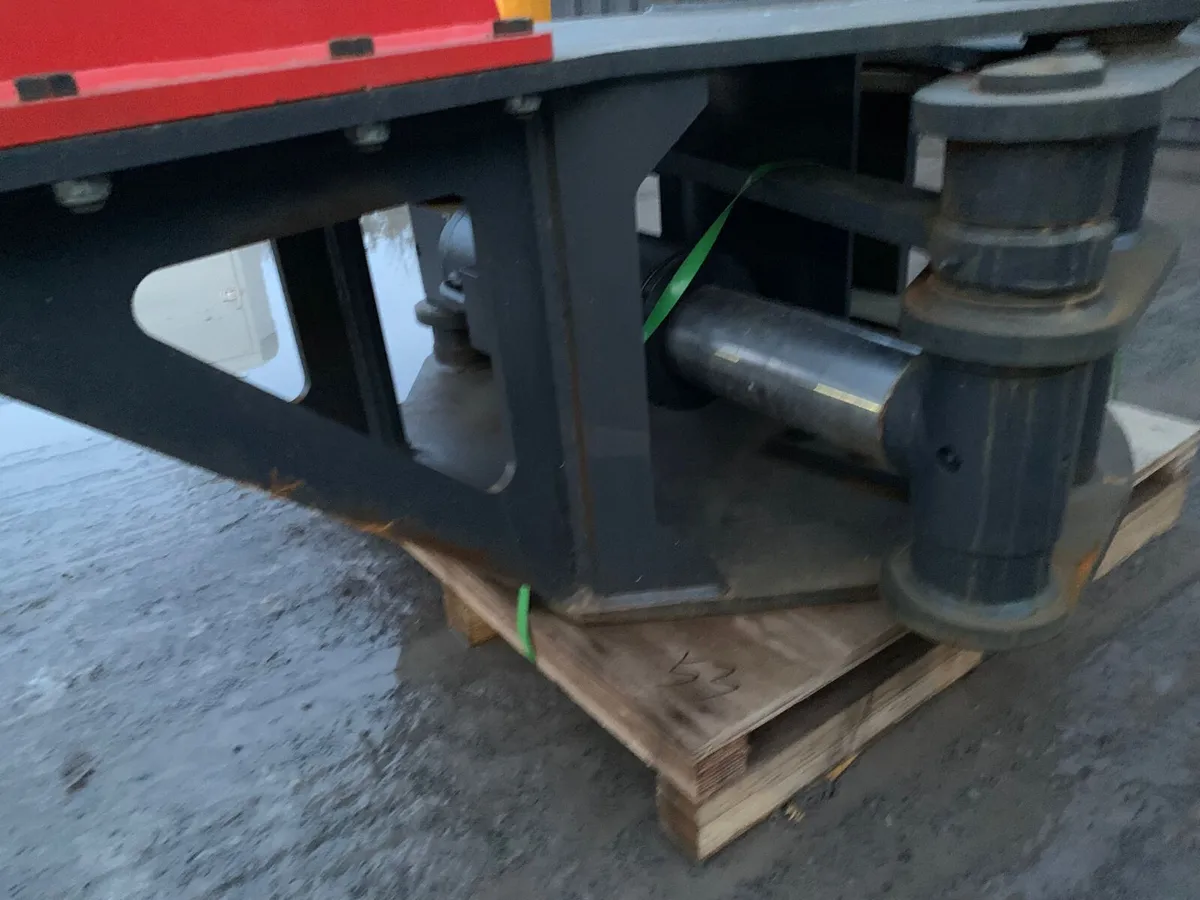 KBKC TS-50 Hydraulic Tree Shear – 45mm Pins – 4–6 - Image 2