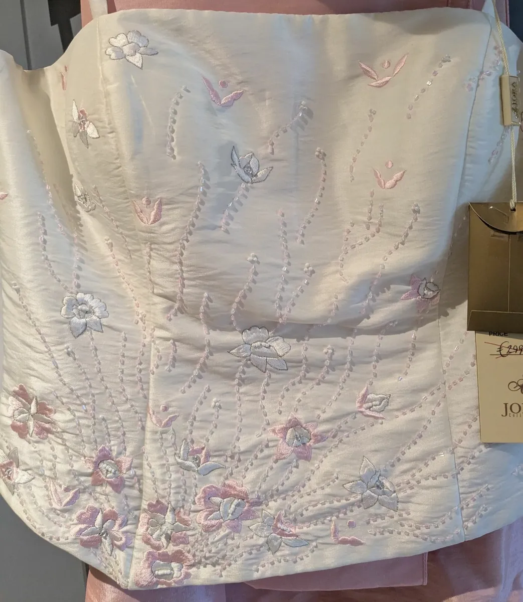 Debs dress - Image 4