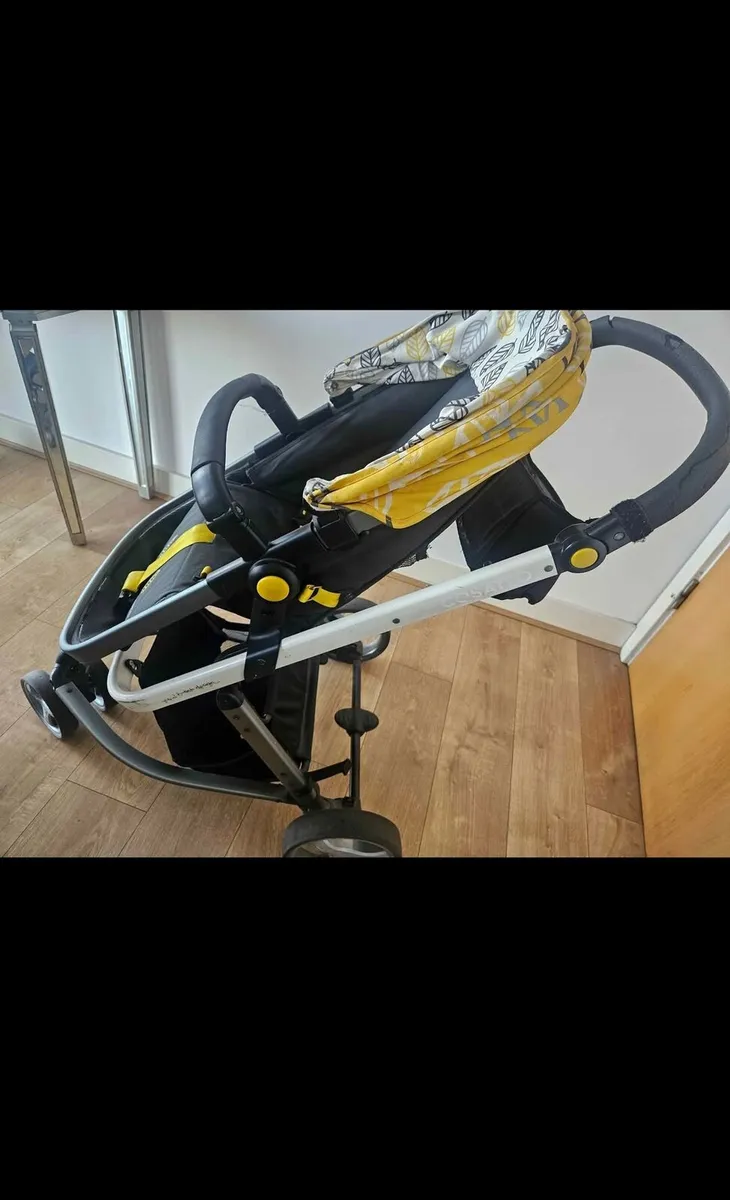 Baby stroller in very good - Image 2