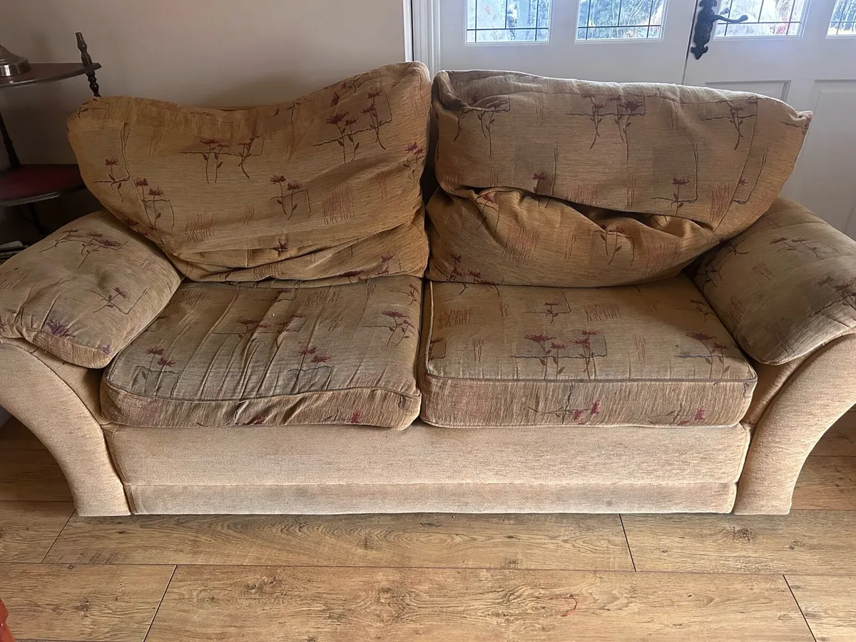 3 piece suite - Image 1