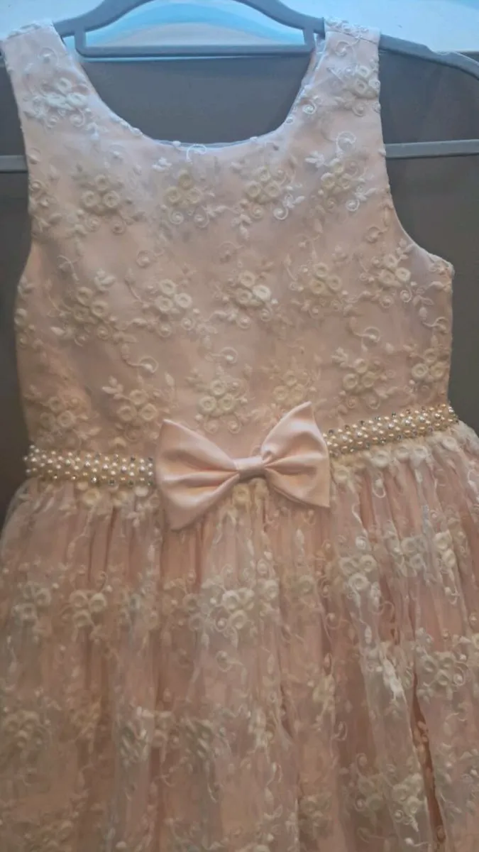 Girls dress - Image 2