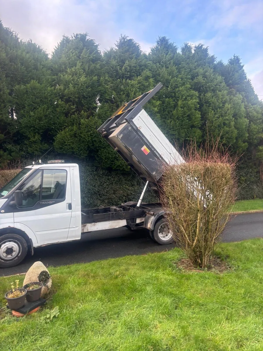 2012 Ford transit tipper with tail lift - Image 3