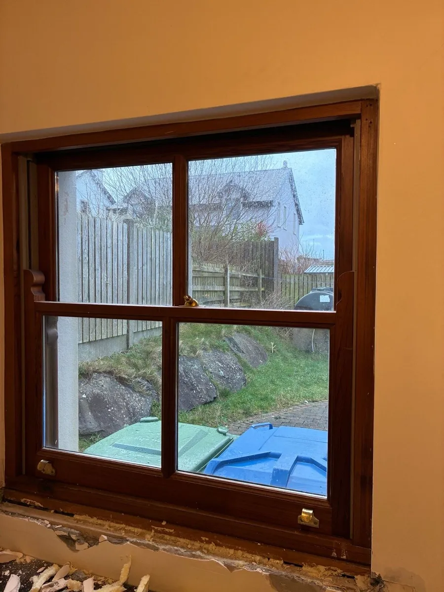Cedar Wood Sash Windows - Image 2