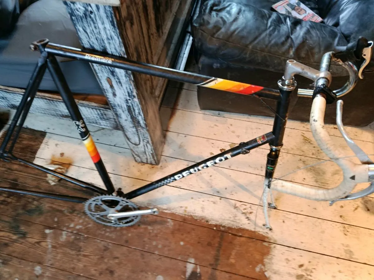 Peugeot 1980s road bike frame - Image 1