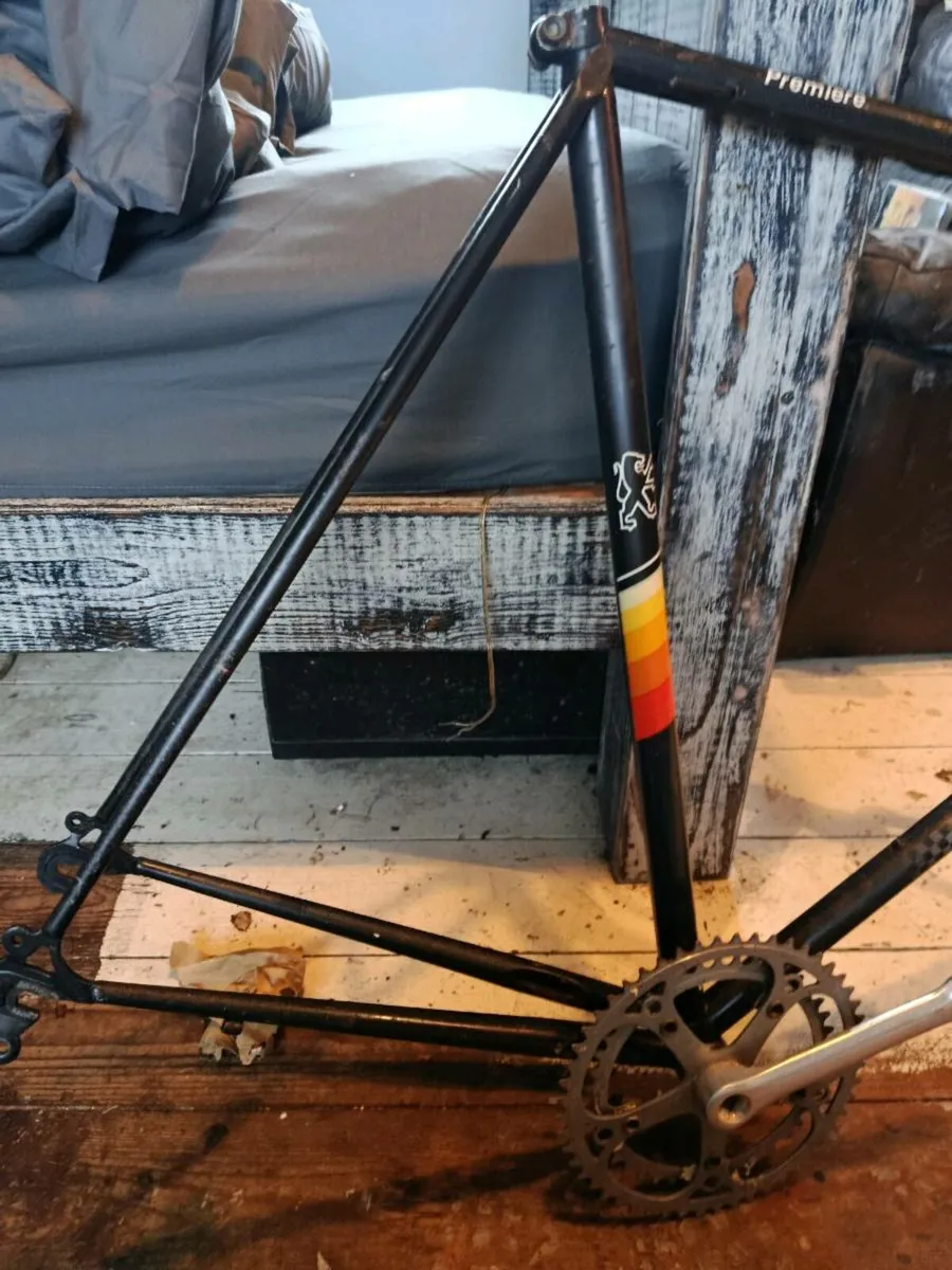 Peugeot 1980s road bike frame - Image 3