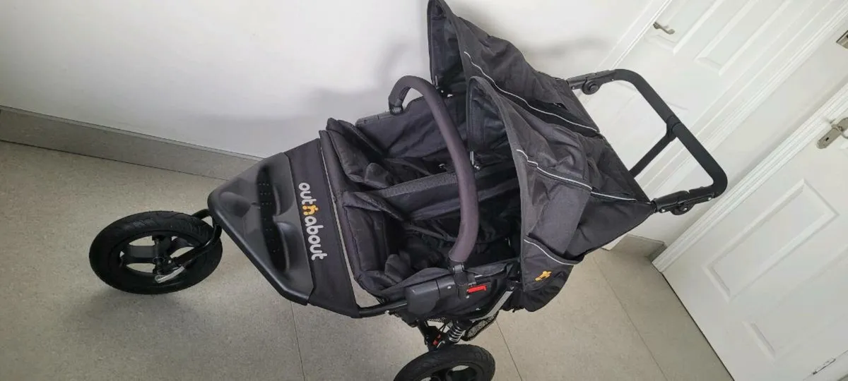 Outnabout Nipper V4 plus extras - Image 1