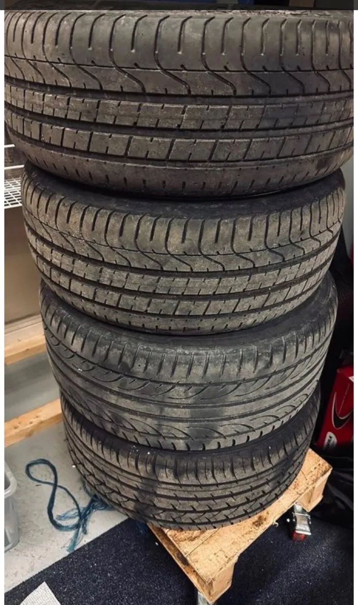 19" Mercedes AMG Alloy rims (genuine) - Image 2