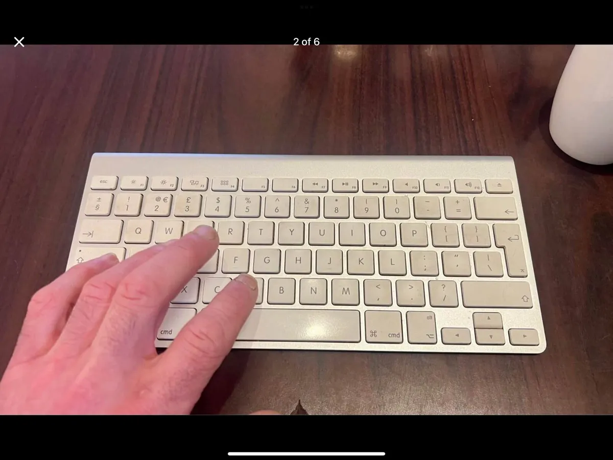 Apple Magic Keyboard - very good condition - Image 1