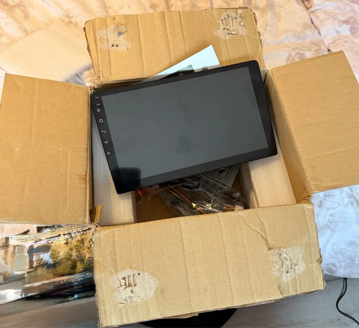 Wireless Apple CarPlay Andriod 13 head unit - Image 4