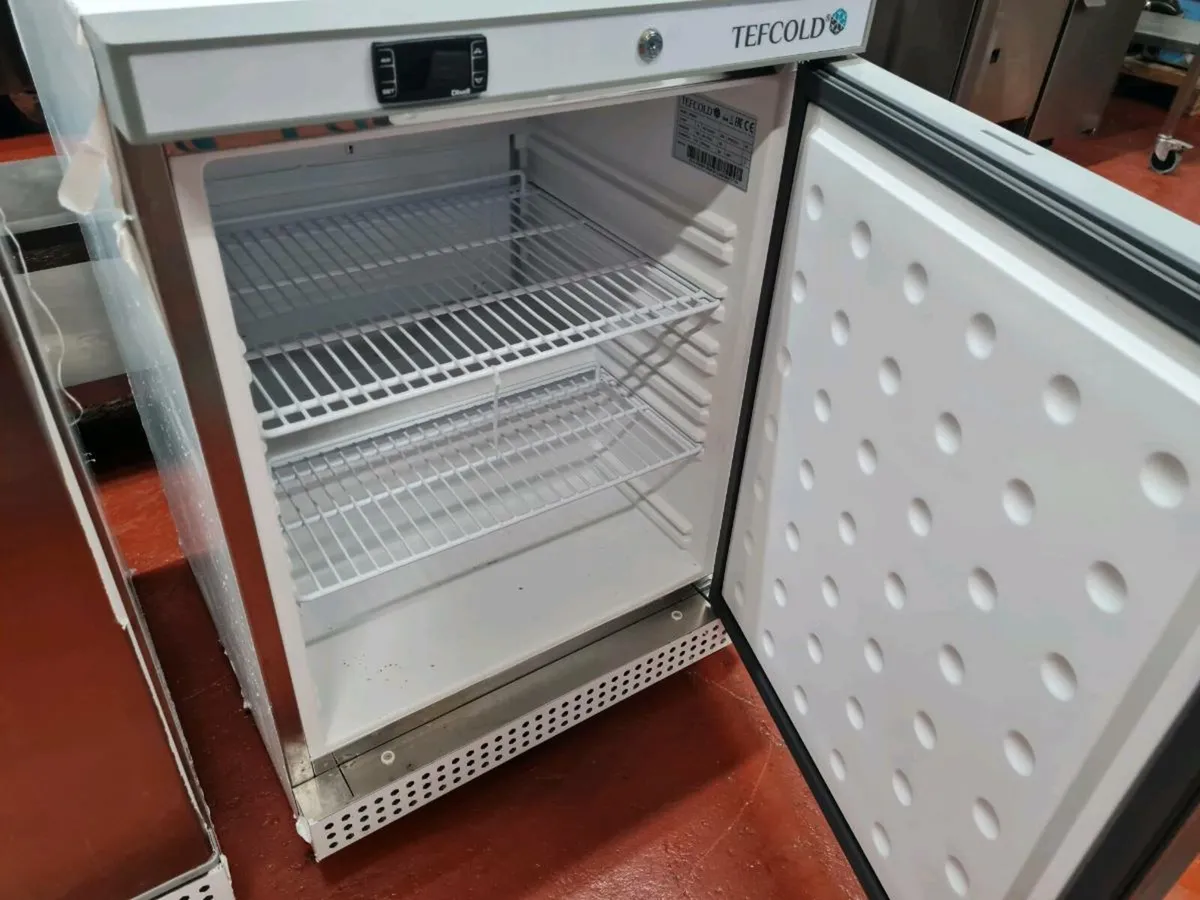 Tefcold Undercounter Fridge and Freezer - Image 4