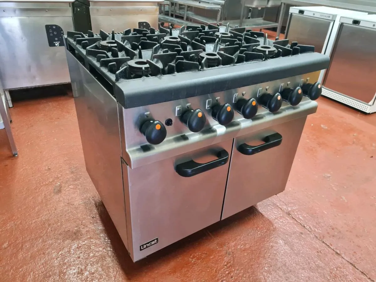 Lincat 6 Ring Cooker - Nat gas - Image 1