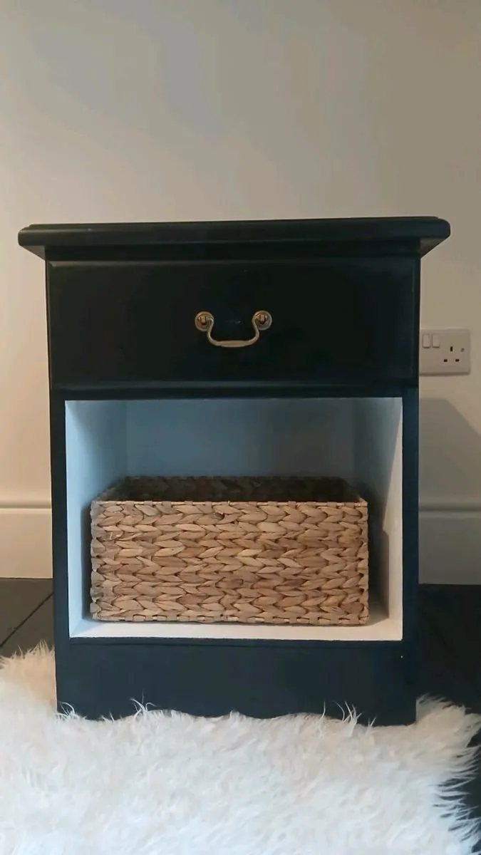 Bedside Tables x 2 - Image 2