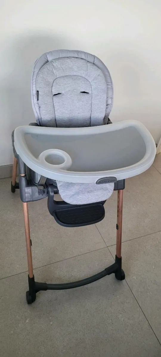 Maxi Cosy High Chair - Image 4