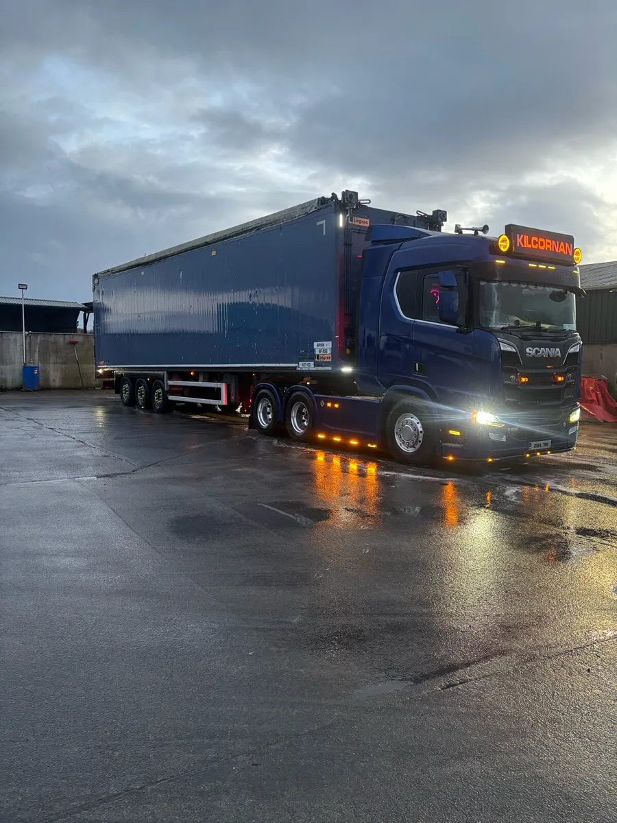 Walking floor - Image 1