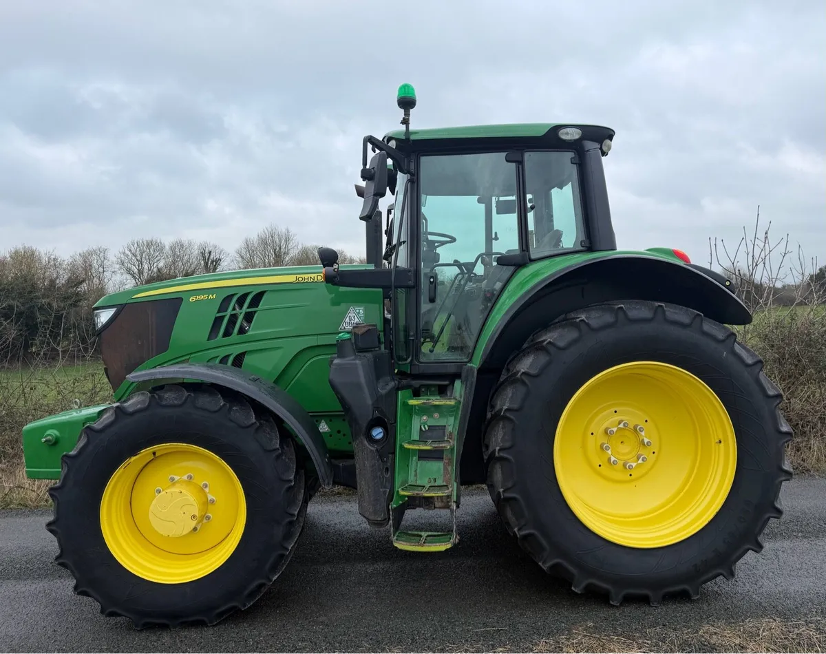 211 JOHN DEERE 6195M - Image 2