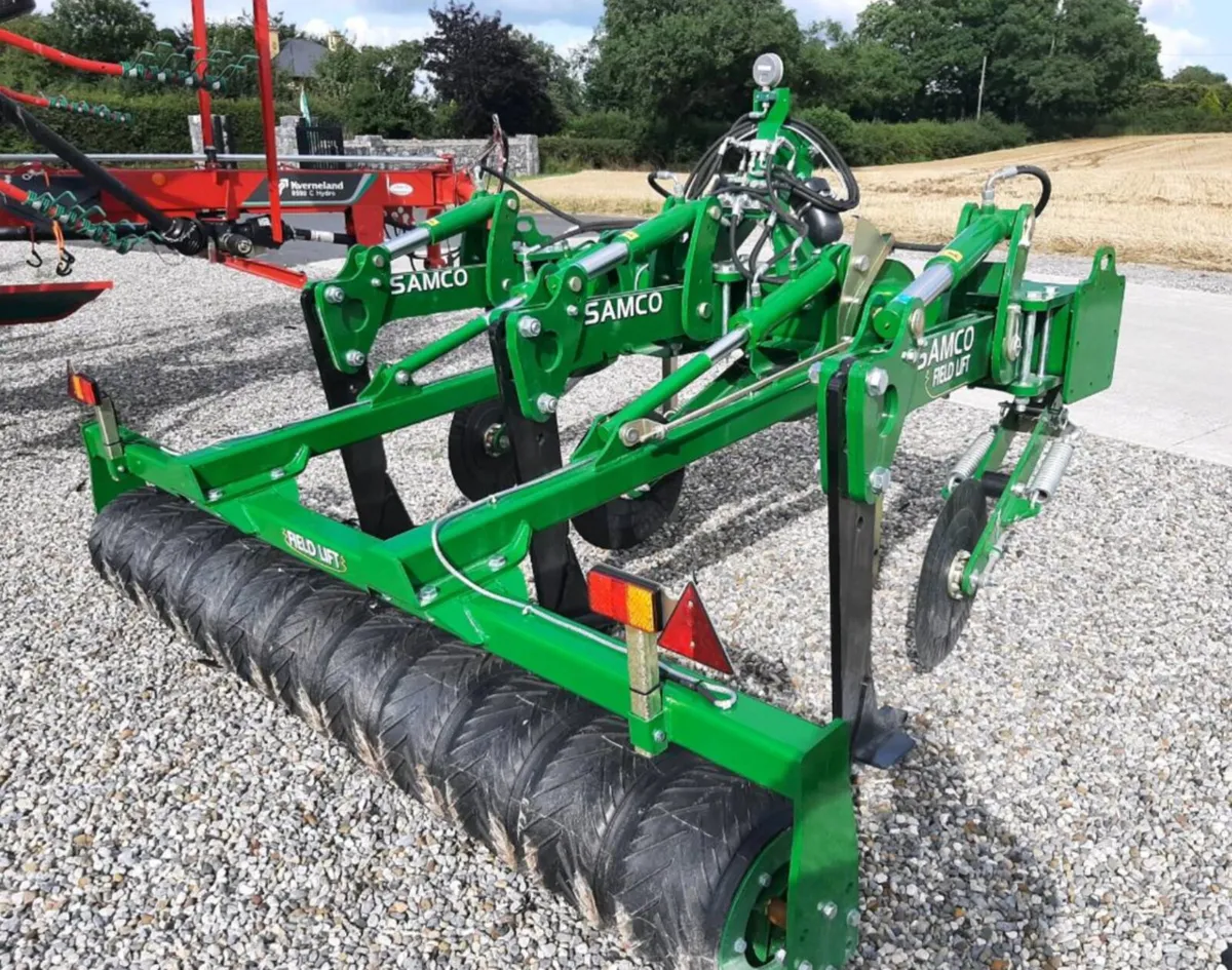 Field lift subsoiler - Image 1