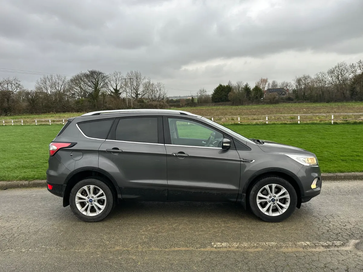 Ford Kuga Crewcab 2018 TAX/DOE 10/26 - Image 3