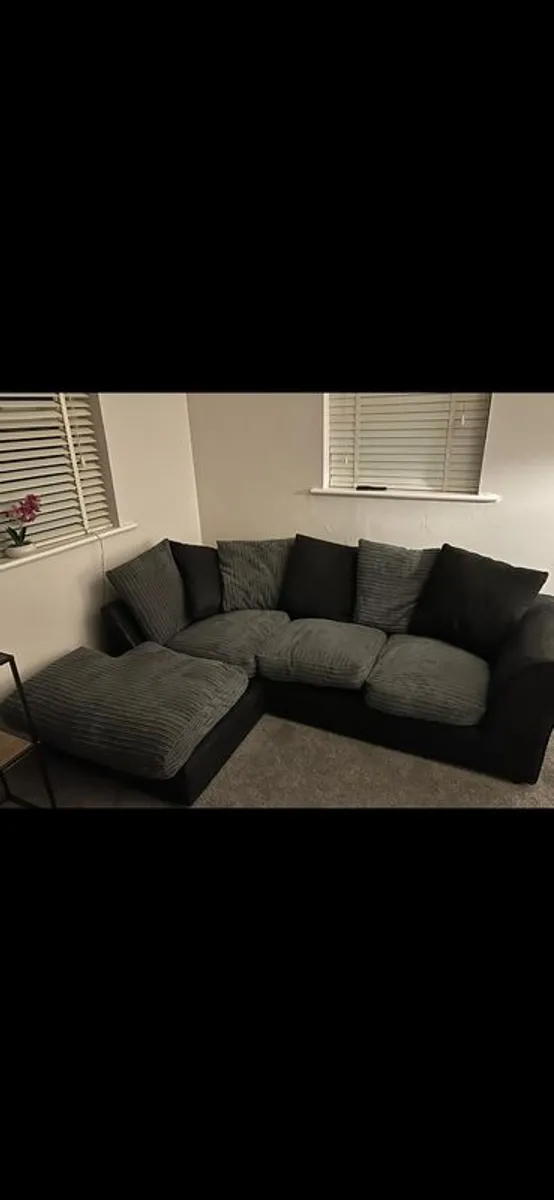 Sofa - Image 3