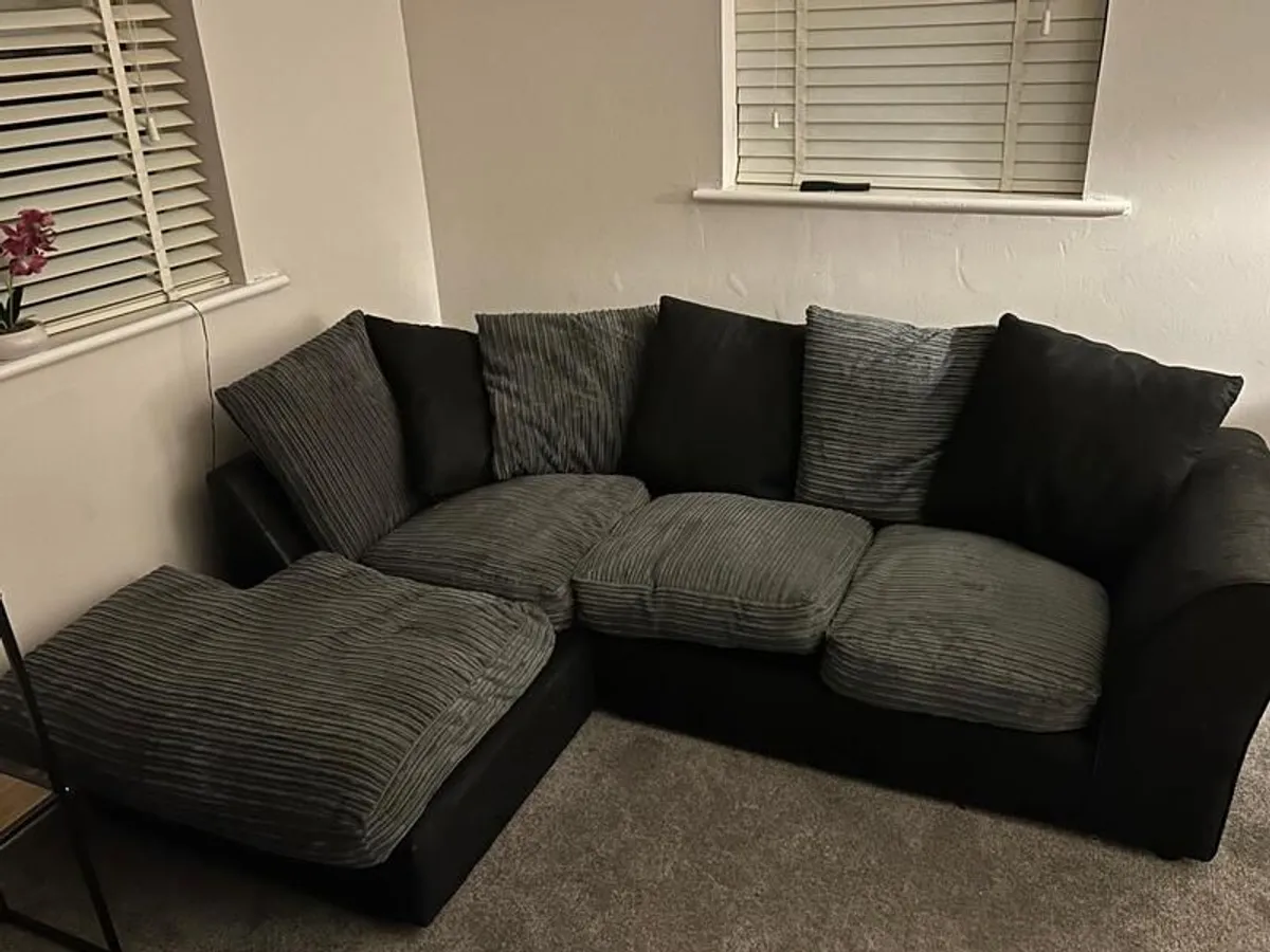 Sofa - Image 4