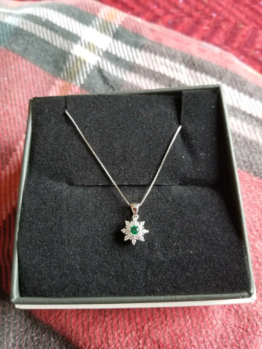 Silver chain and pendent stamped - Image 1