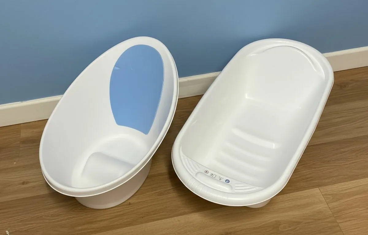 2 Baby Bathtubs, Excellent Condition - Image 1