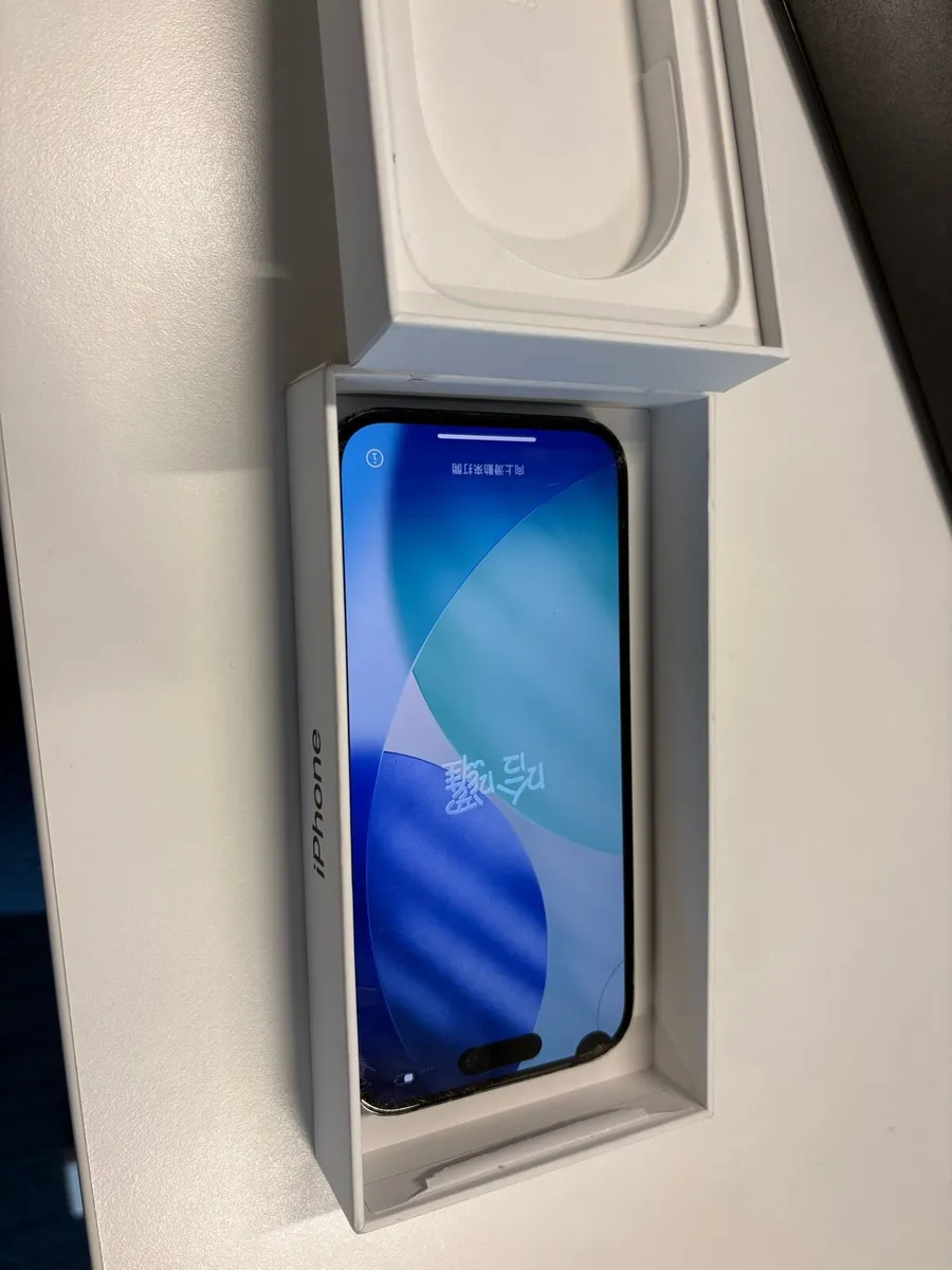 iPhone 15 128GB (Unlocked) - Image 1