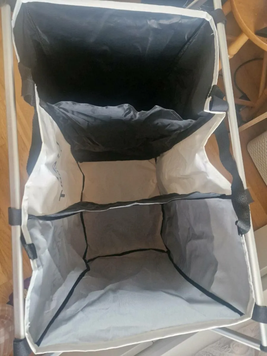Laundry basket - Image 2