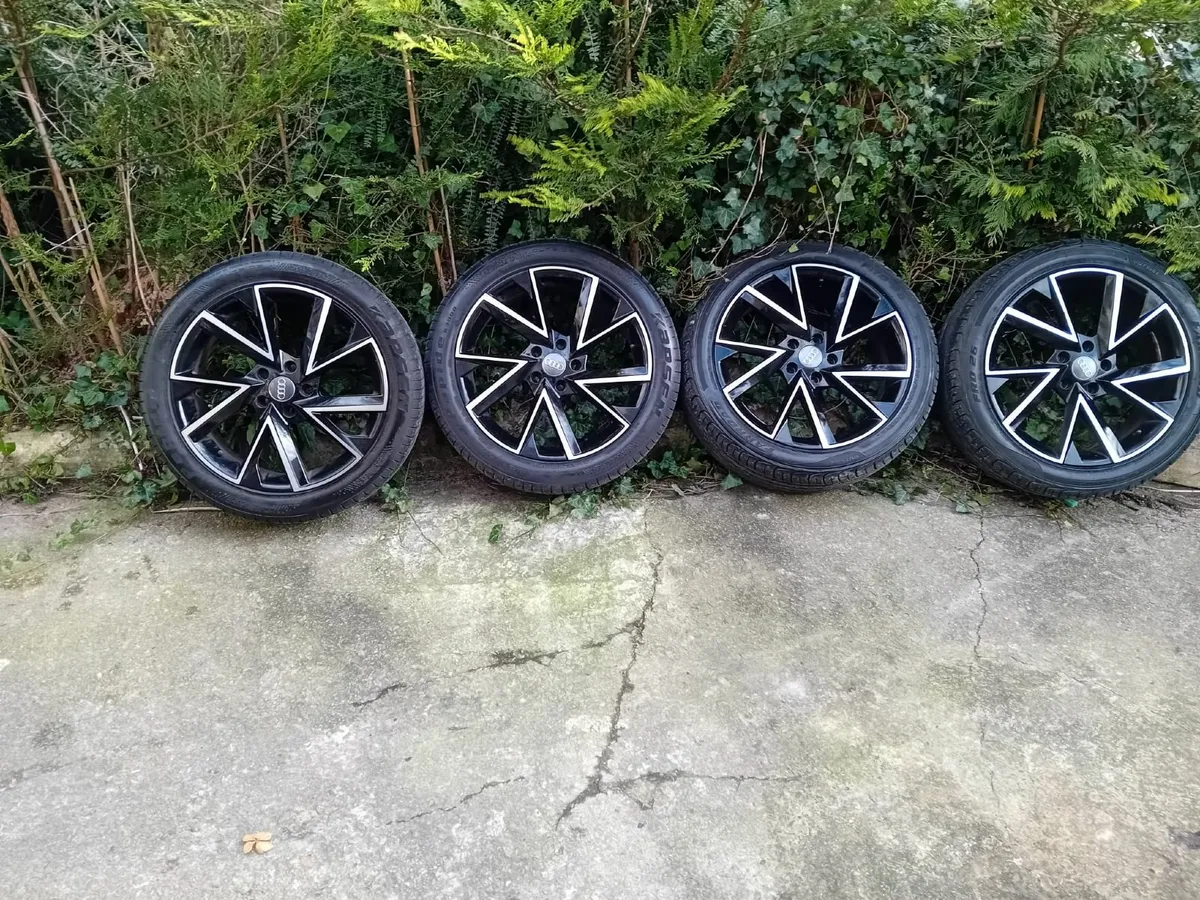 Alloy wheels with 4 tyres New condition - Image 2