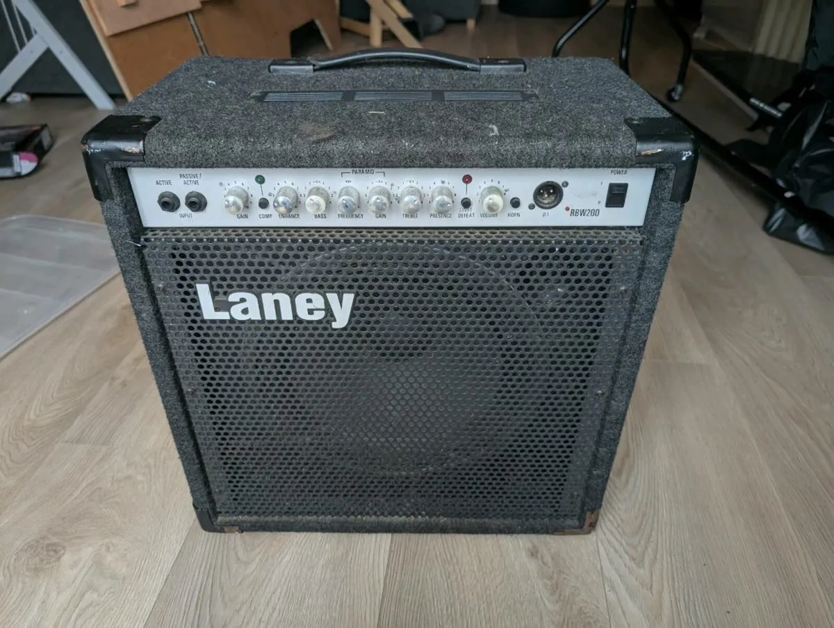 Bass and amp - Image 1