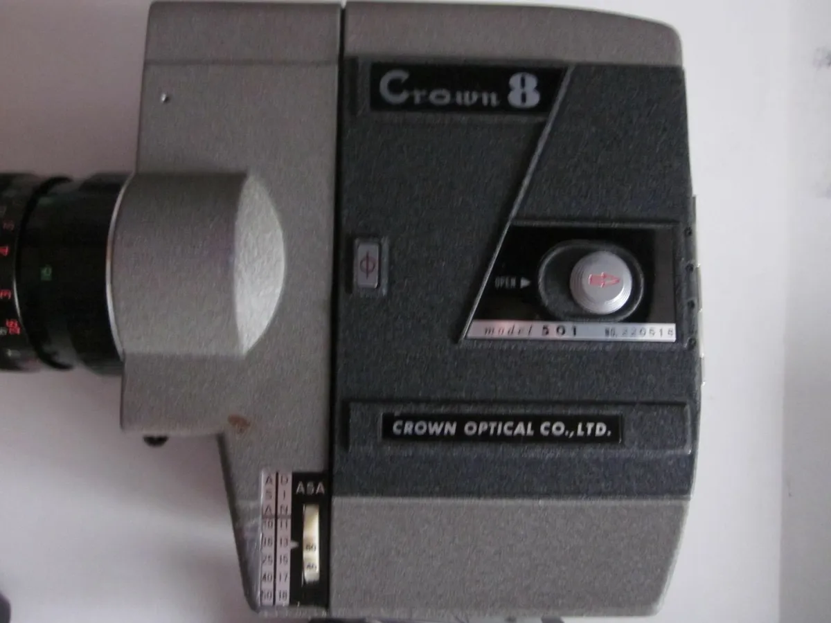 Cine Camera Crown 8 Model 501/Leather Case Leather - Image 3