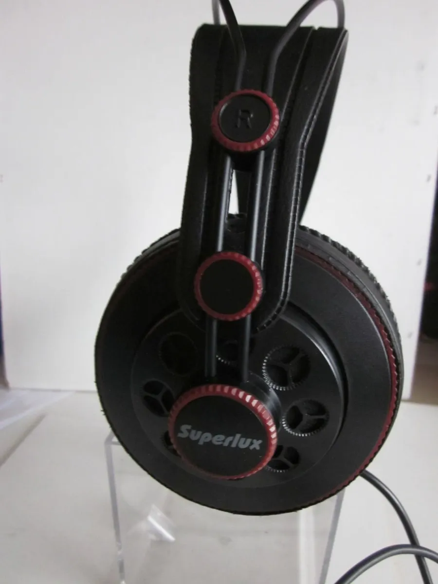 Superlux HD681 Headphones - Image 3