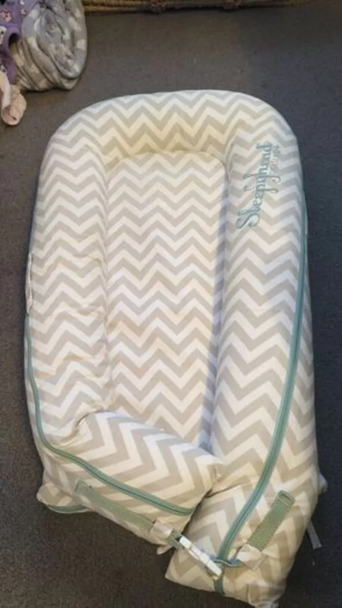 Sleepyhead Baby Nest - Image 1