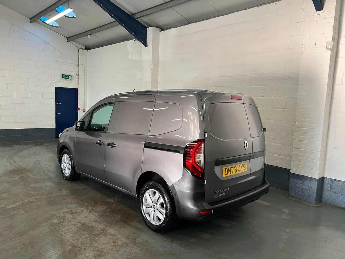 2023 Renault Kangoo Panel Van - Image 3