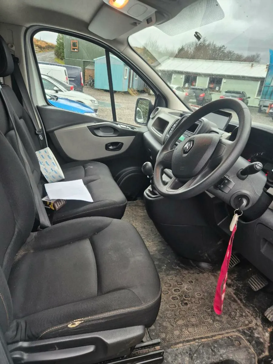Renault traffic LWB LL29 dci 120 - Image 4