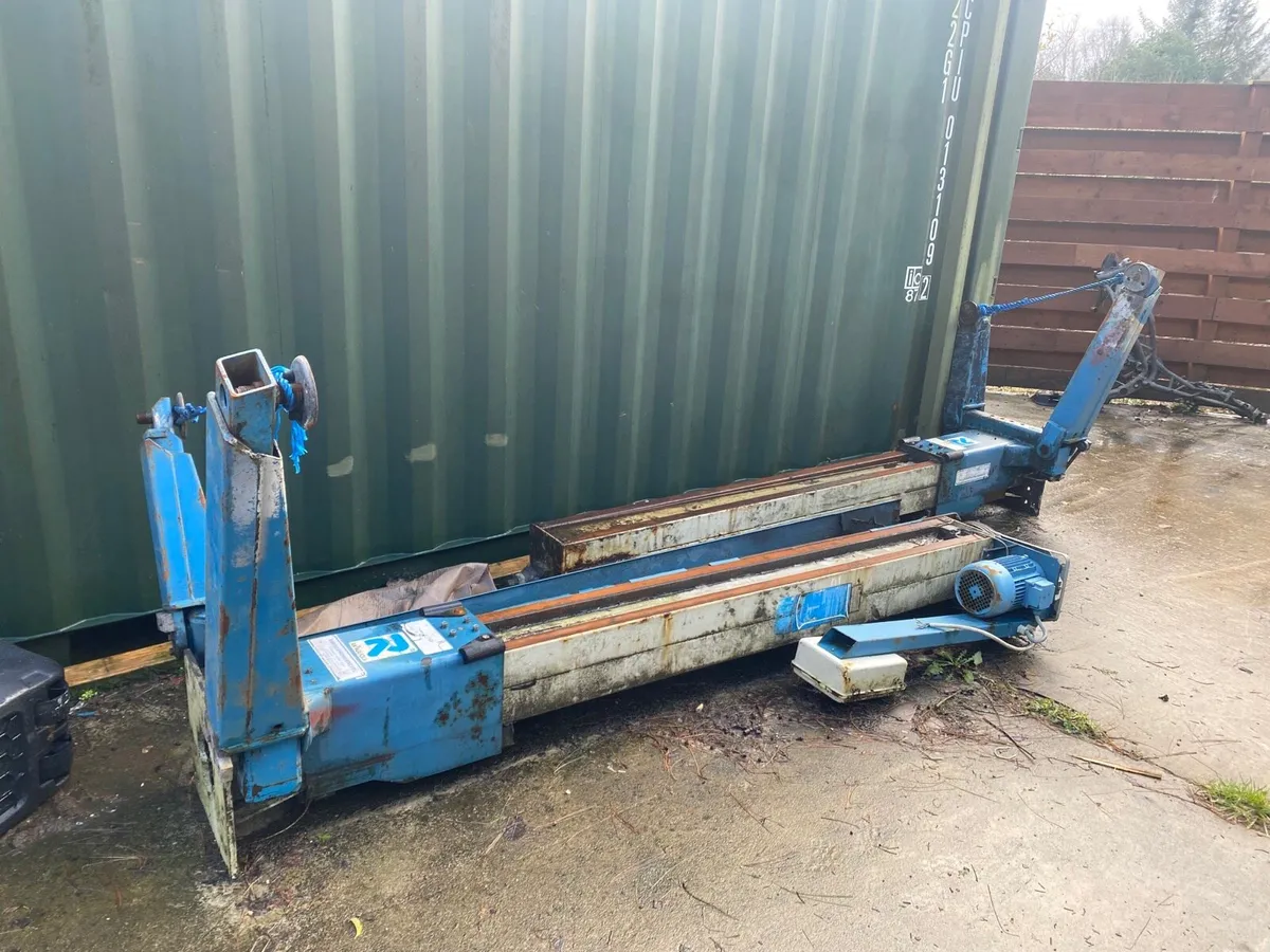 3 phase car lift - Image 3