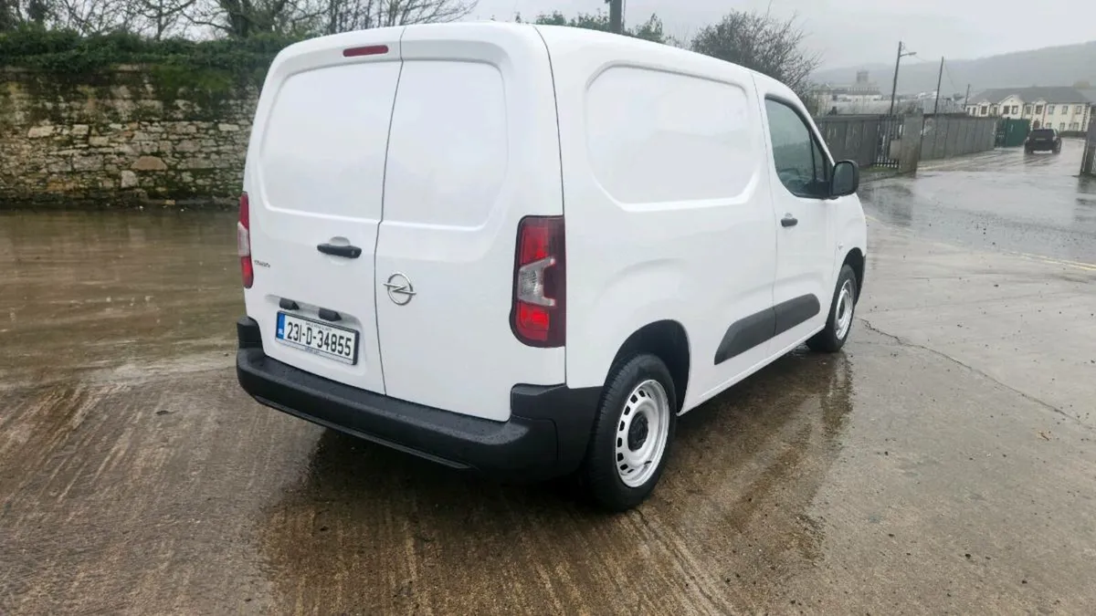 Opel Combo Komfort 100bhp Aircon - Image 3