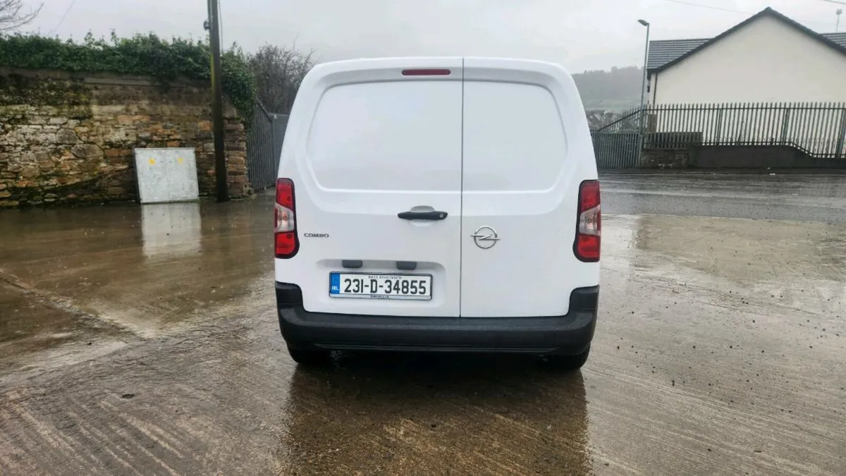 Opel Combo Komfort 100bhp Aircon - Image 4