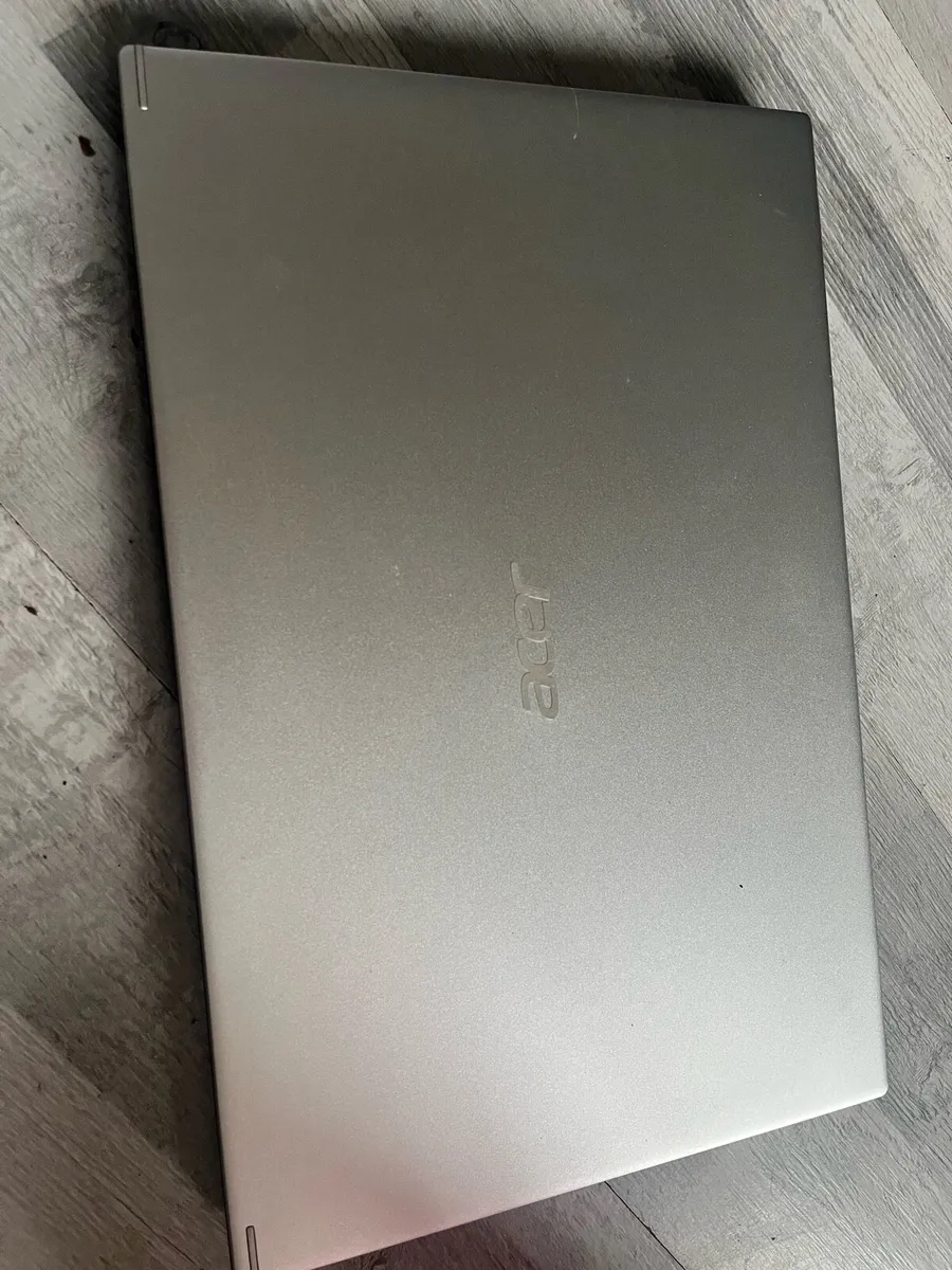 Acer aspire 5 - Image 1