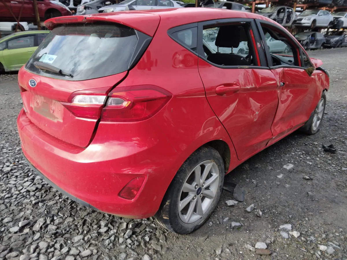 2019 Ford Fiesta For Breaking/Dismantling - Image 4