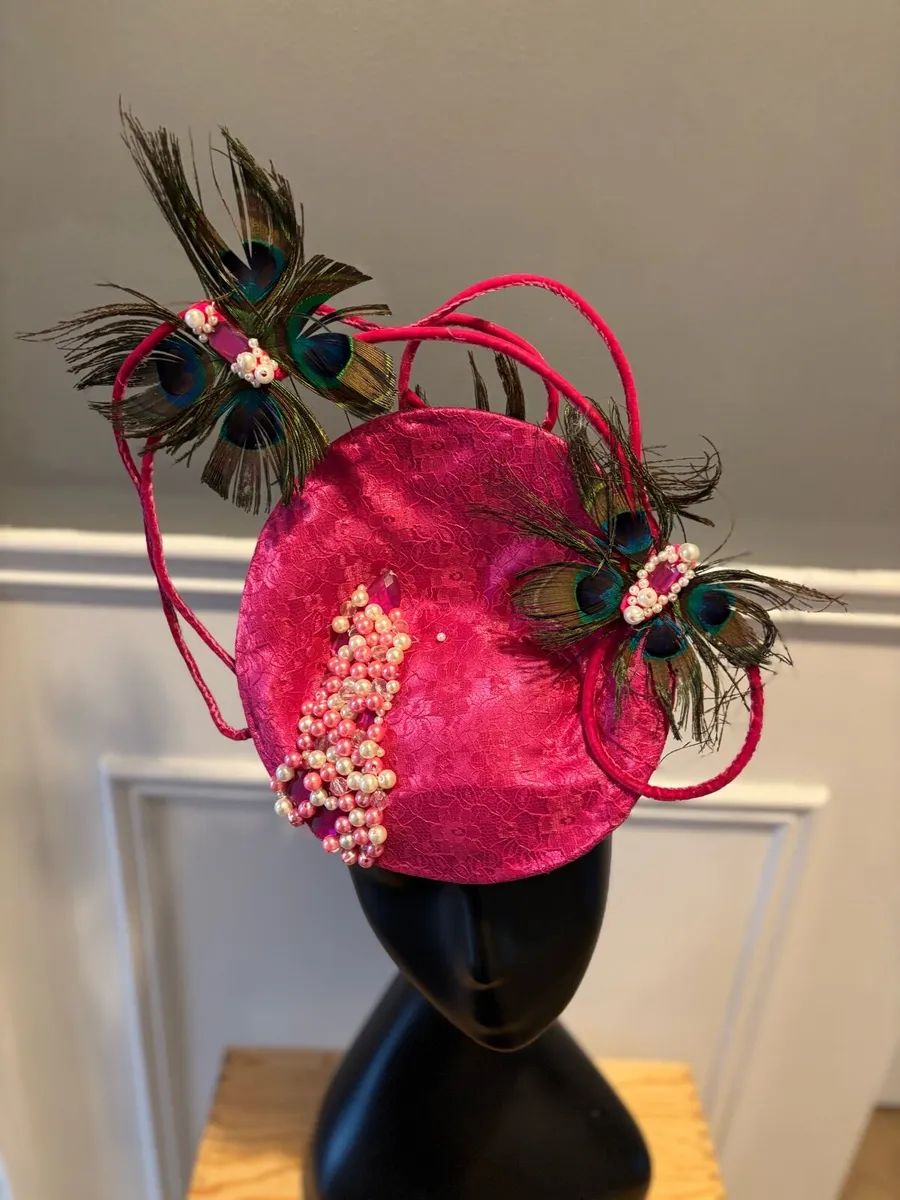 Hats / Hat Hire/ Fascinator’s - Image 1
