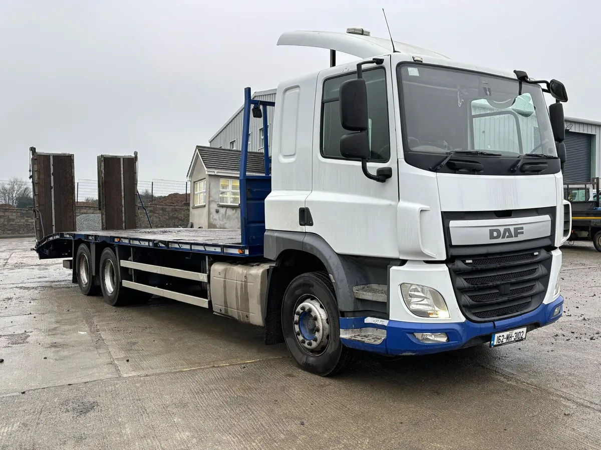 2016 DAF CF 330 6X2 WITH 30FT  BEAVERTAIL BODY - Image 1