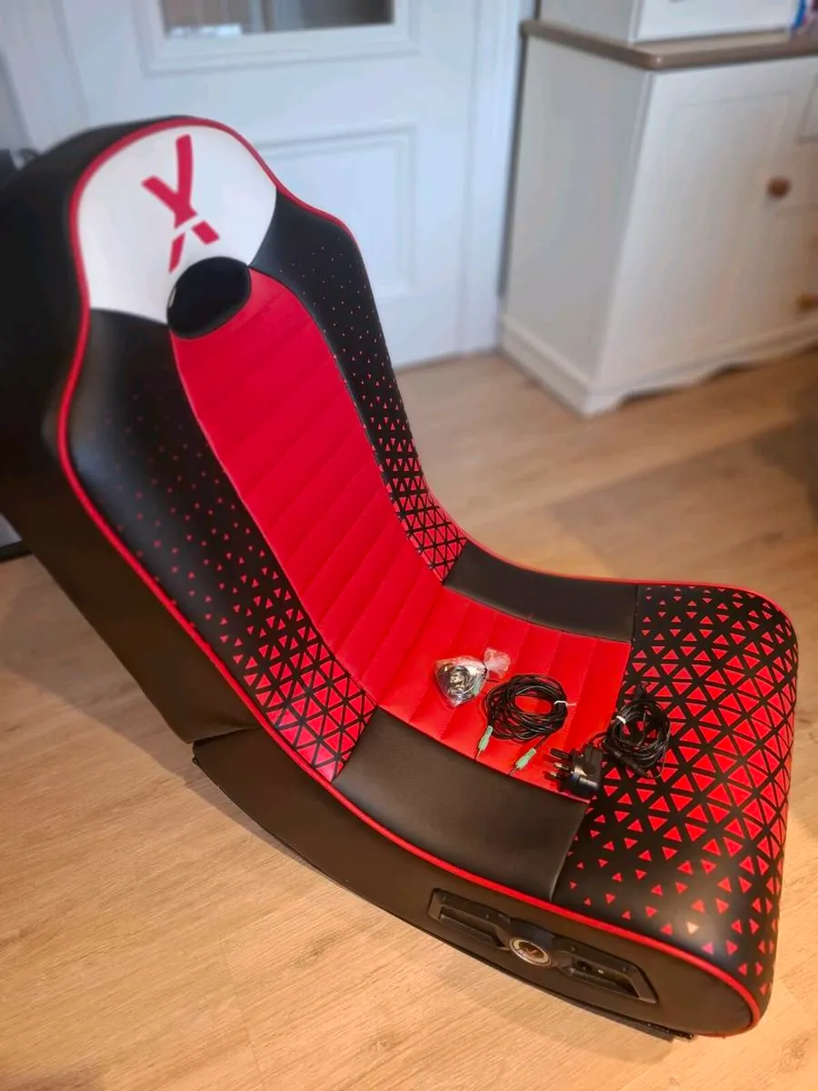 X Rocker Orbit eSports 2.0 Audio Floor Rocker Gami - Image 1