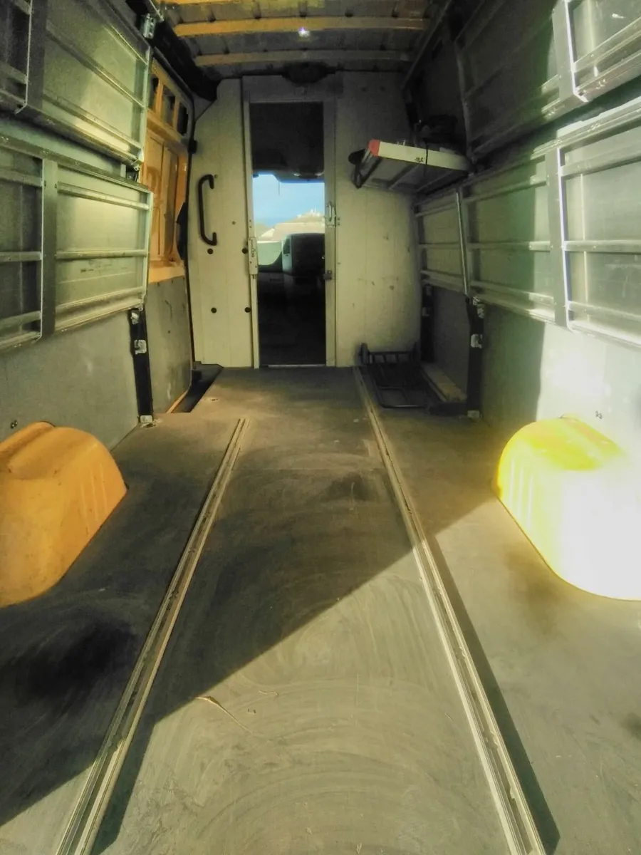 Vw Crafter - Image 3