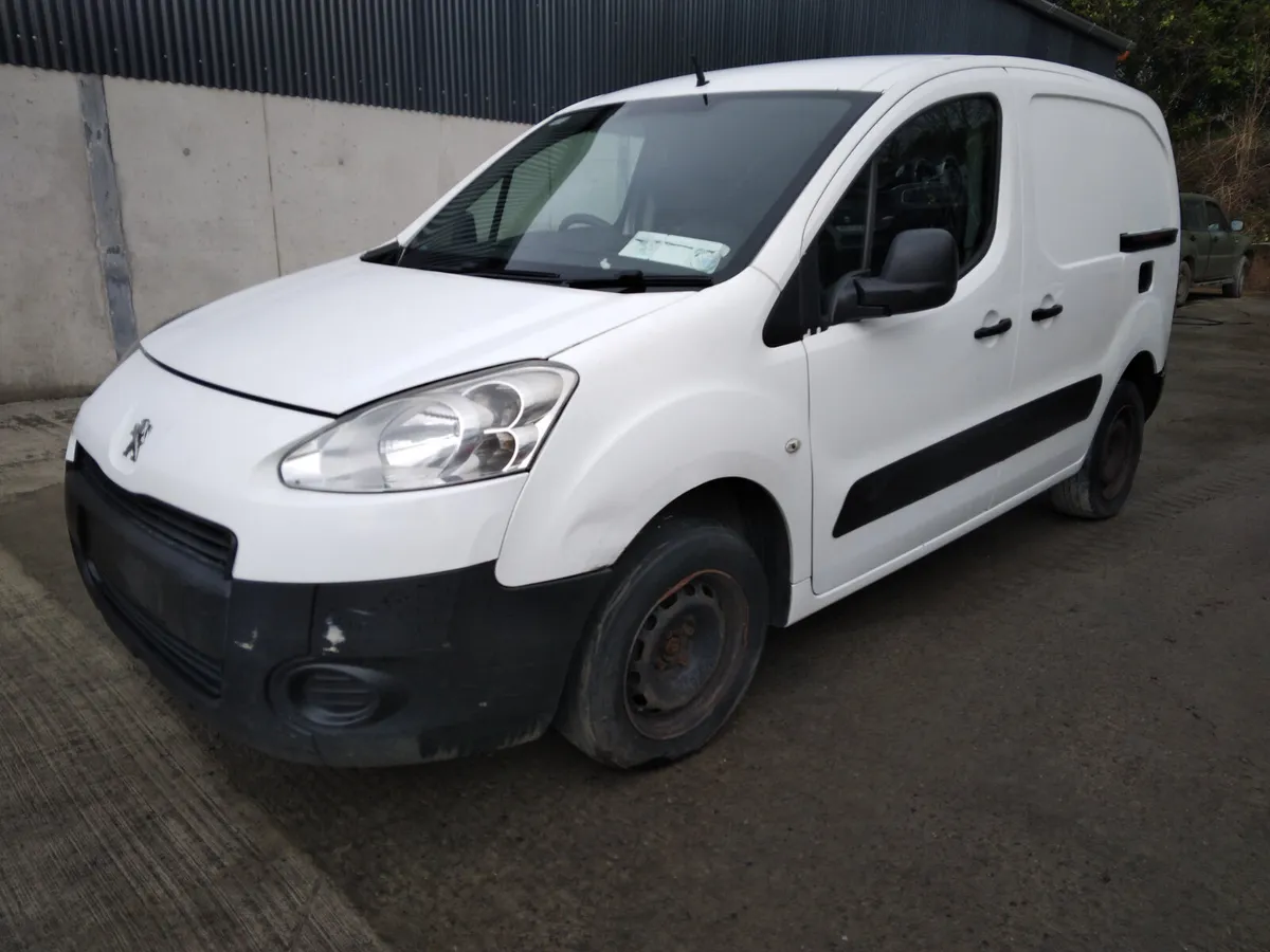 2013 Peugeot Partner For Breaking/Dismantling - Image 1
