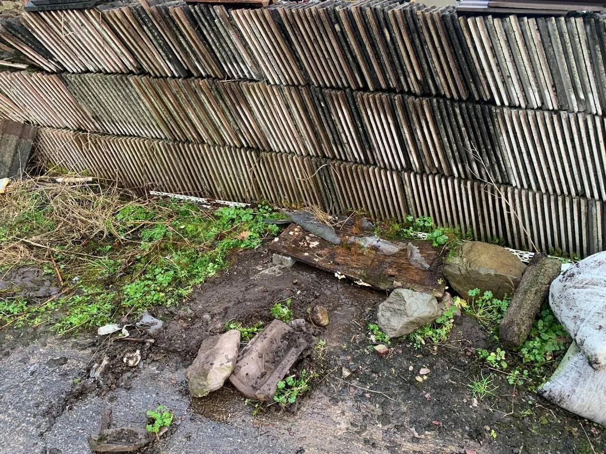 Roof Tiles (used) - Image 2