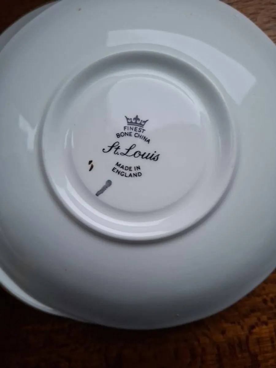 Six  Bone China Plates & 3 Saucers - Image 3