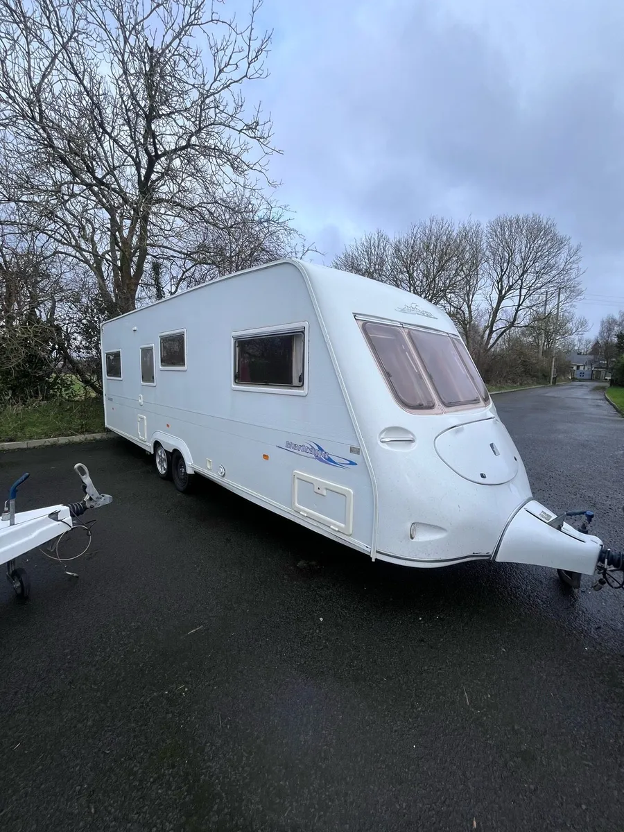 Fleetwood 6 berth caravan - Image 4